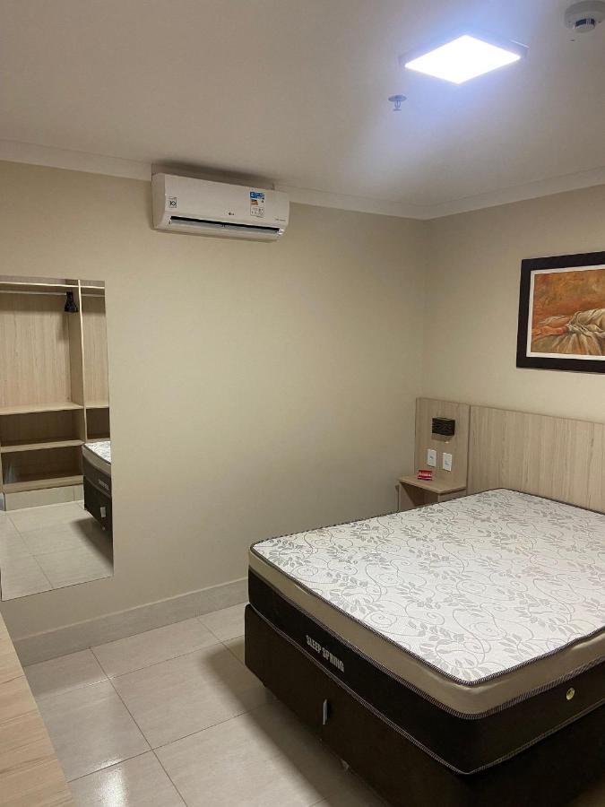 Piazza Diroma Com Acesso Ao Acqua Park E Splash Caldas Novas Eksteriør billede