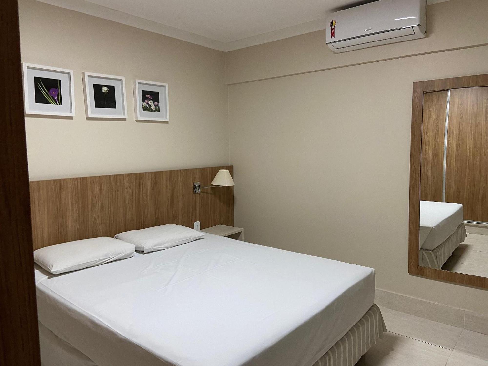 Piazza Diroma Com Acesso Ao Acqua Park E Splash Caldas Novas Eksteriør billede